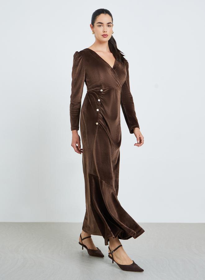 Styli Women Brown Velvet Look Maxi Dress with Button Detail - Image 4